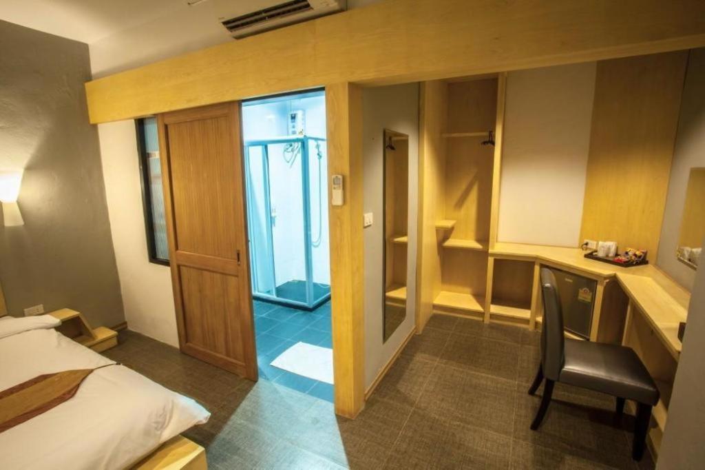 Nh Elegant Hotel Sakon Nakhon Exterior foto